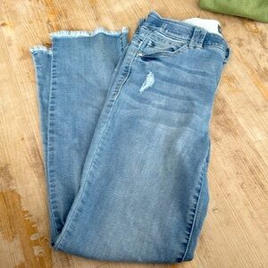 DEMOCRACY Straight Leg Ab Technology Ankle Jean Sz 4 Frayed Hem